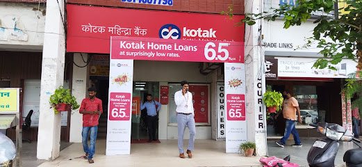 44 D MARKET